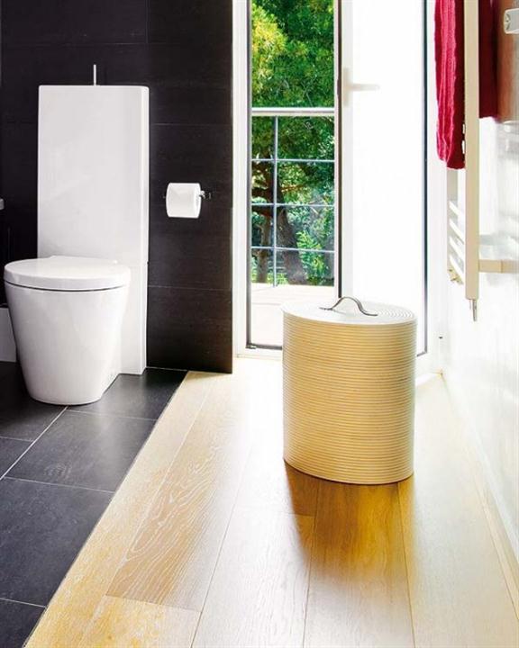 Amazing Contemporary Black Bathroom Design 2