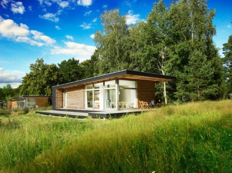 Contemporary Visual Appeal - Sommerhaus Piu Prefab Vacation Home Picture 3