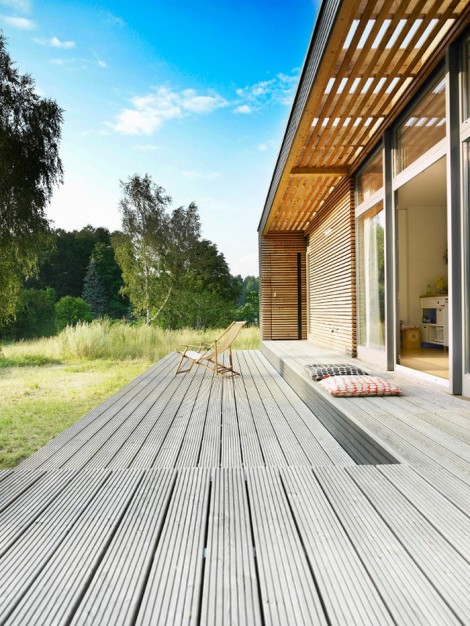 Contemporary Visual Appeal - Sommerhaus Piu Prefab Vacation Home Picture 5