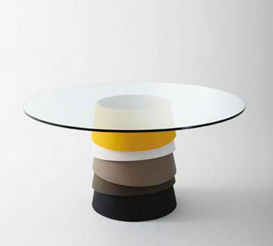 coffee table design with circular wooden base Luca Nichetto